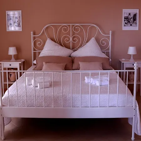 Maregrotte Bed & Breakfast